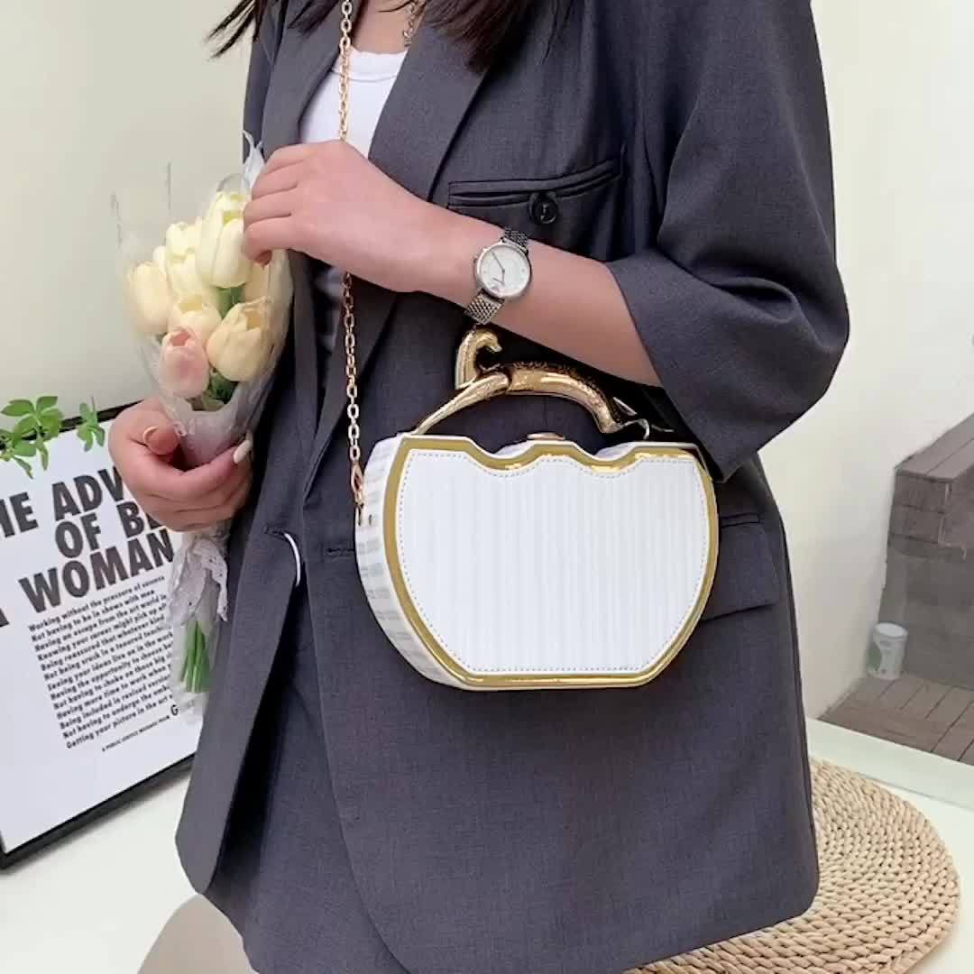 Chic White Clip-On Bag with Gold Chain Strap for Daily Use