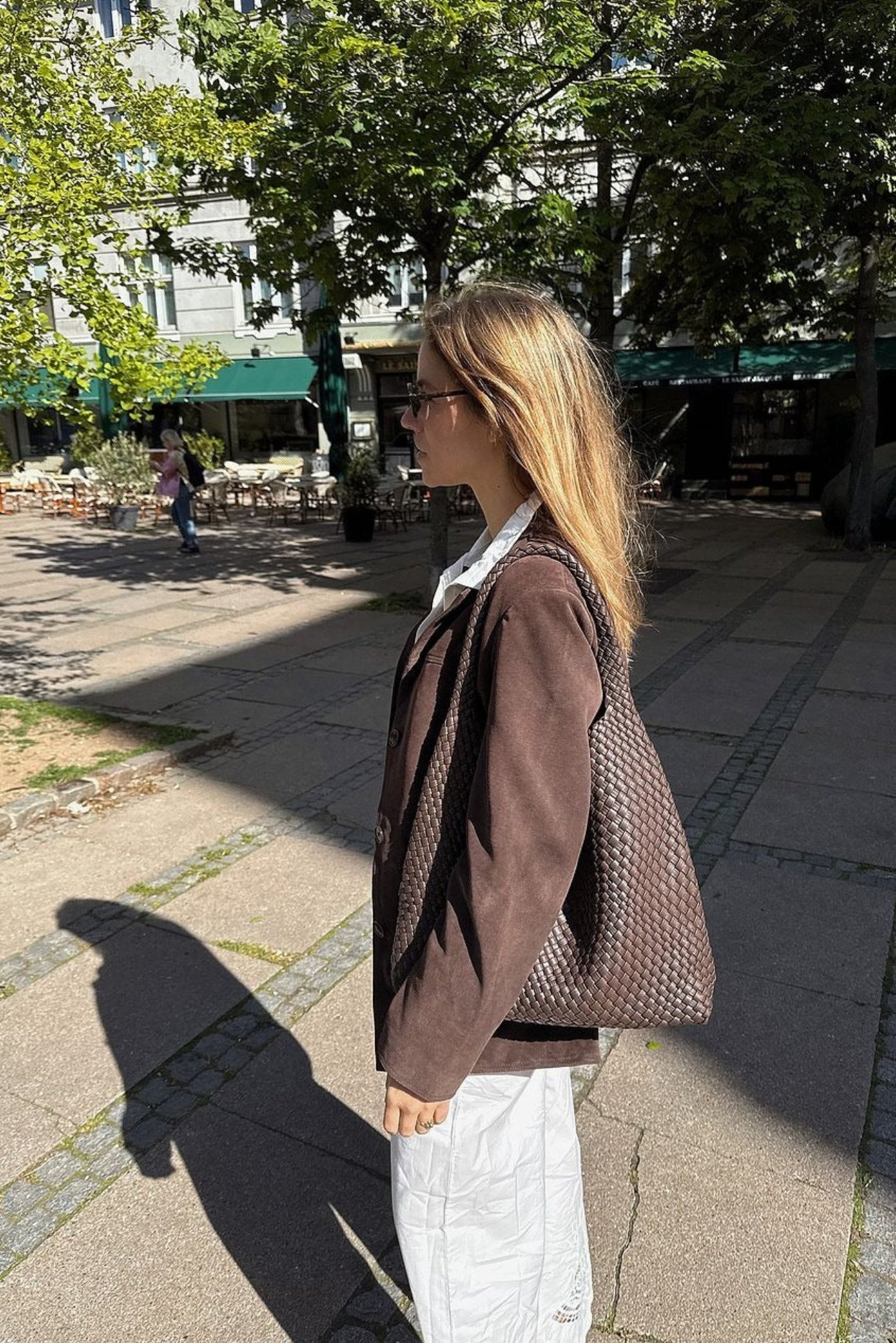 Stylish Elantra Braided Tote: Handwoven Vegan Leather Bag