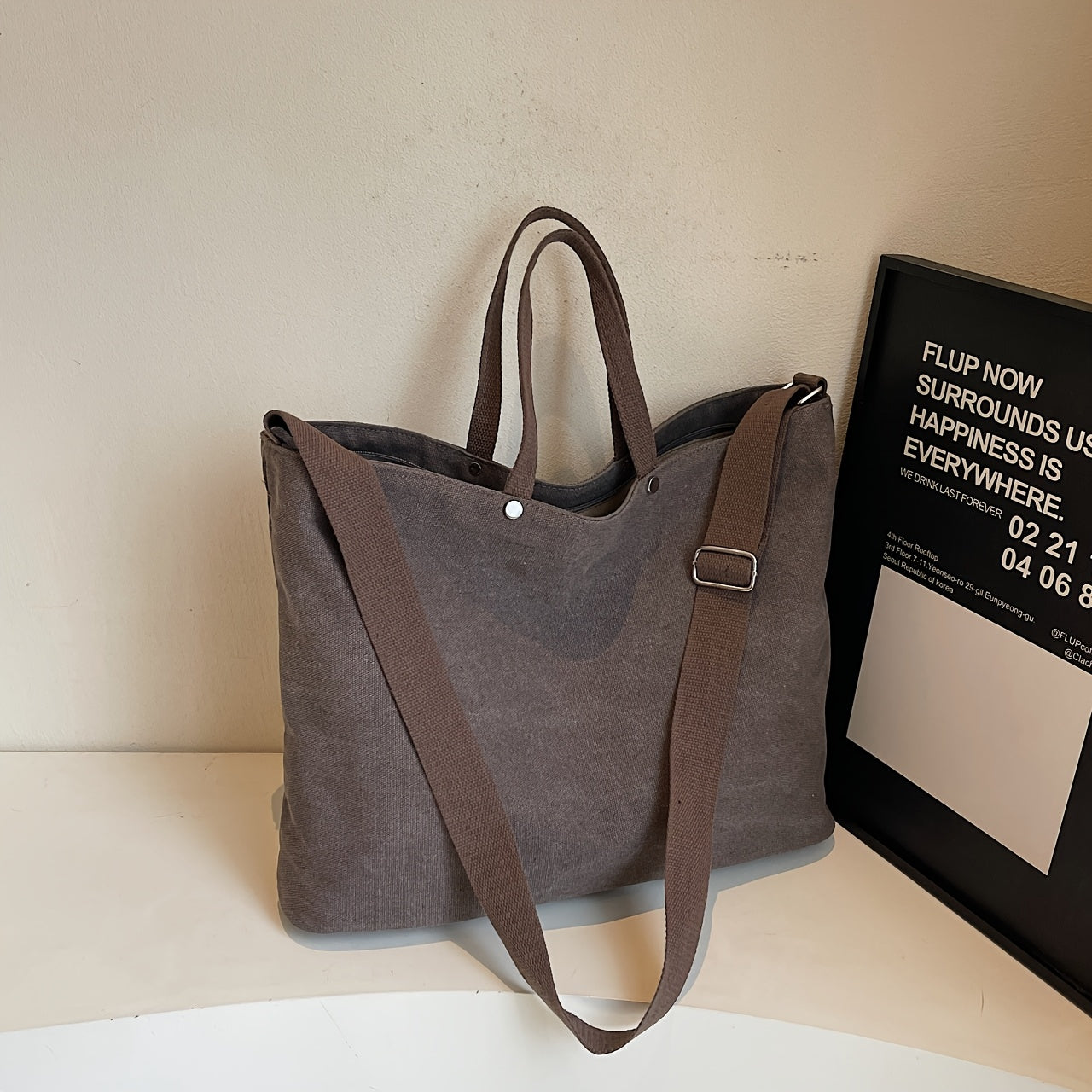 Retro tote bag for women with adjustable shoulder strap