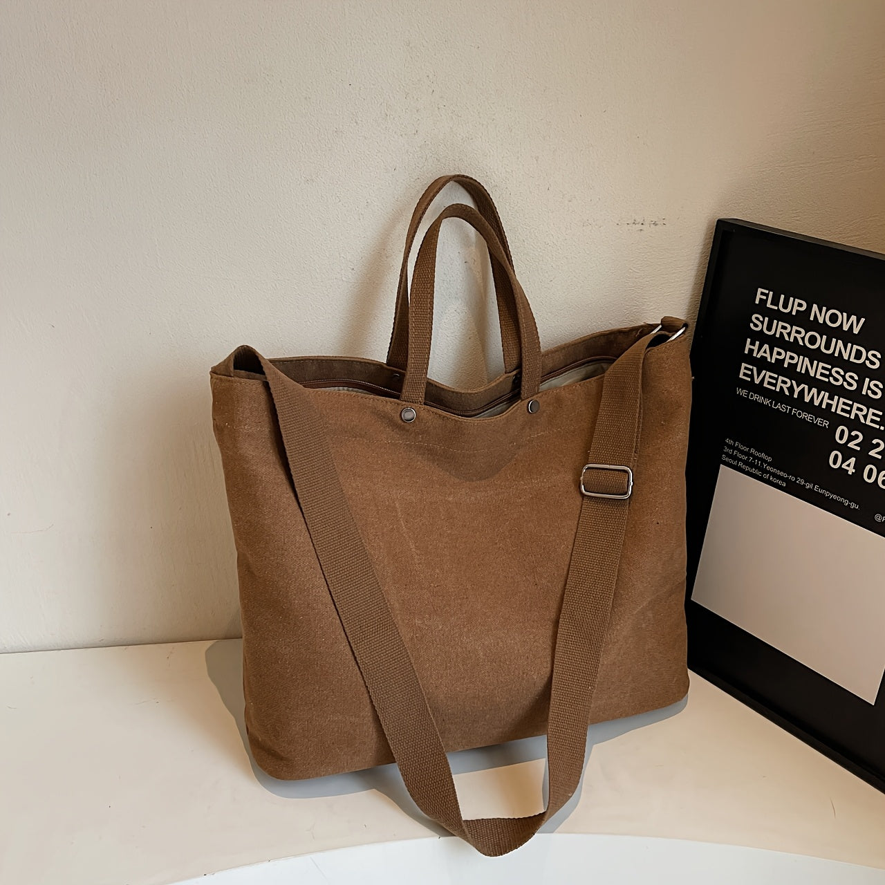 Retro tote bag for women with adjustable shoulder strap