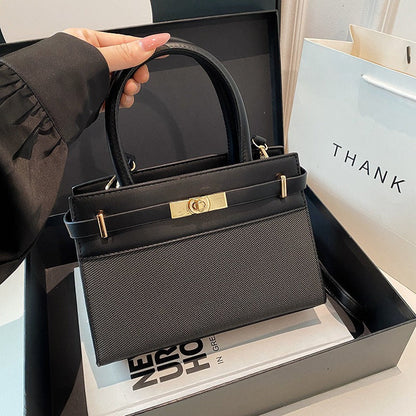 Elegant Women's Kelly Bag: Structured Handbag for Every Occasion