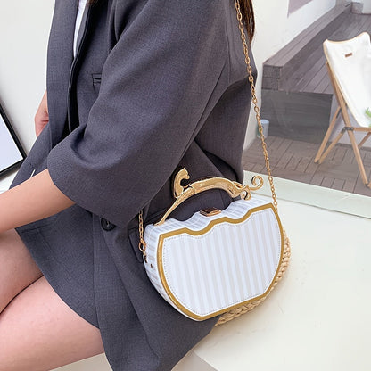 Chic White Clip-On Bag with Gold Chain Strap for Daily Use