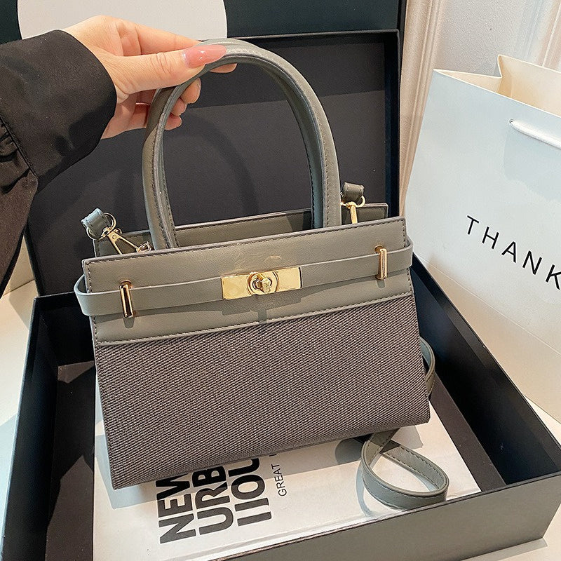 Elegant Women's Kelly Bag: Structured Handbag for Every Occasion