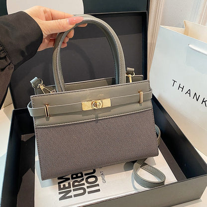 Elegant Women's Kelly Bag: Structured Handbag for Every Occasion