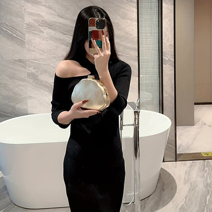 Elegant Golden Clutch Evening Bag with Pearlized Finish