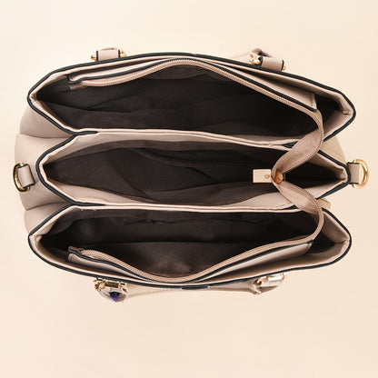 Fashionable plaid handbag with large capacity and zip closure