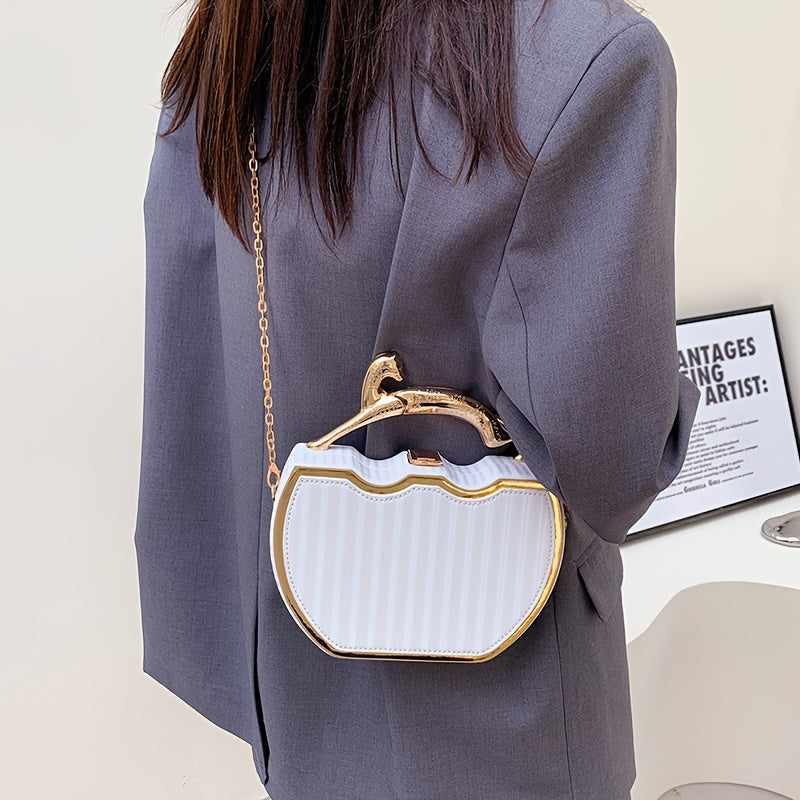 Chic White Clip-On Bag with Gold Chain Strap for Daily Use