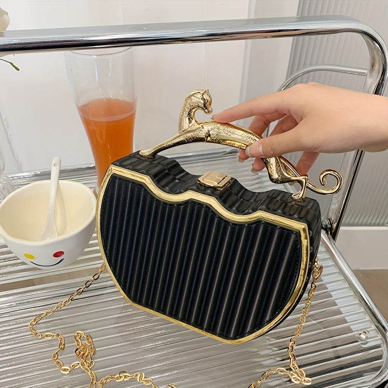 Chic White Clip-On Bag with Gold Chain Strap for Daily Use