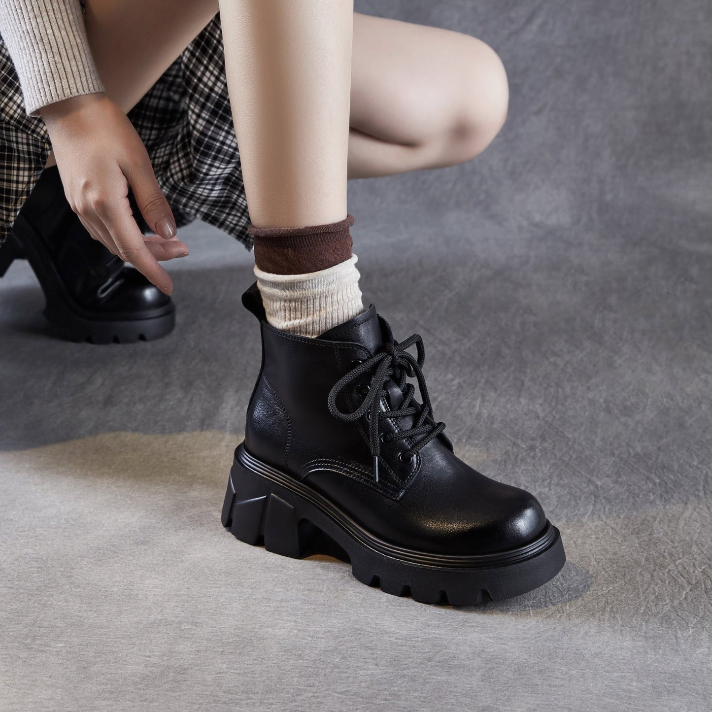 Women's Cowhide Leather Chunky Heel Ankle Boots