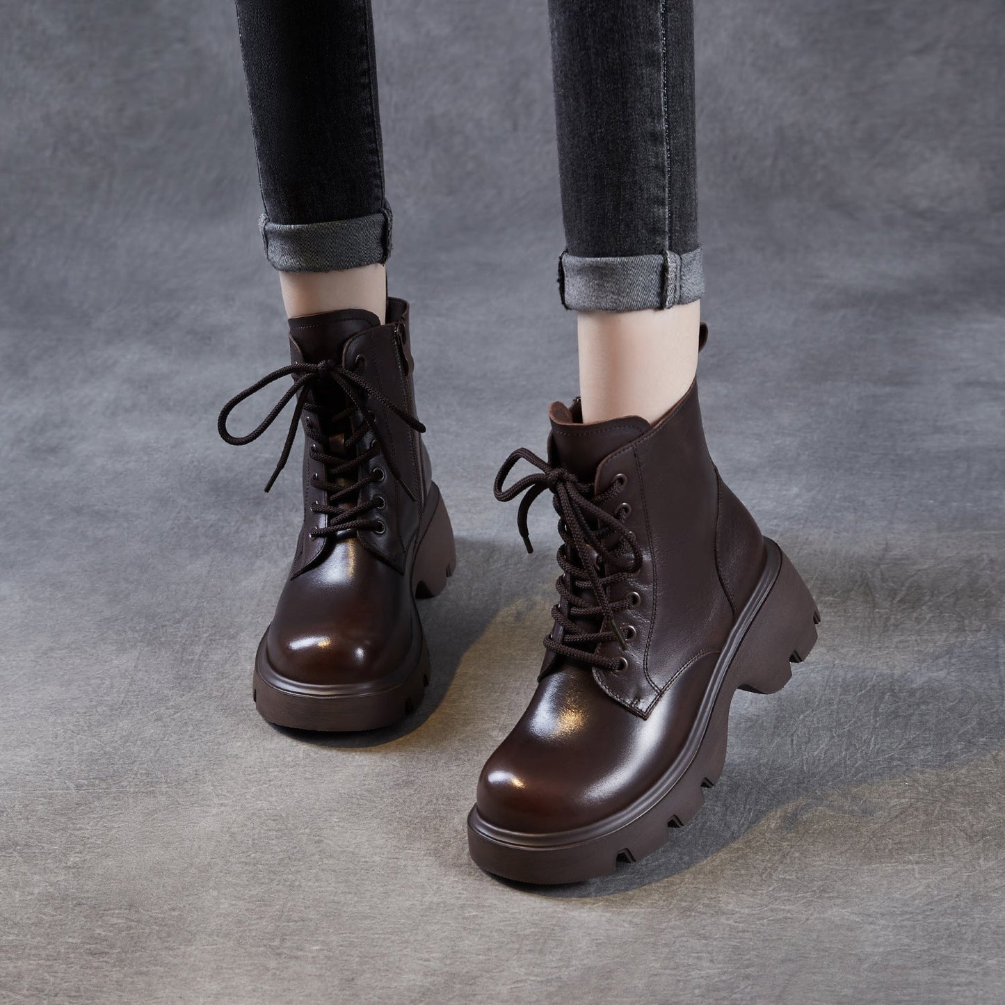 Women's Vintage Classic Leather Platform Boots