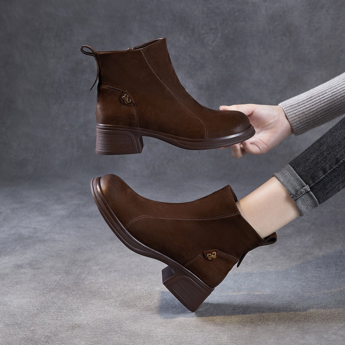 Women's Vintage Leather Chunky Heel Ankle Boots