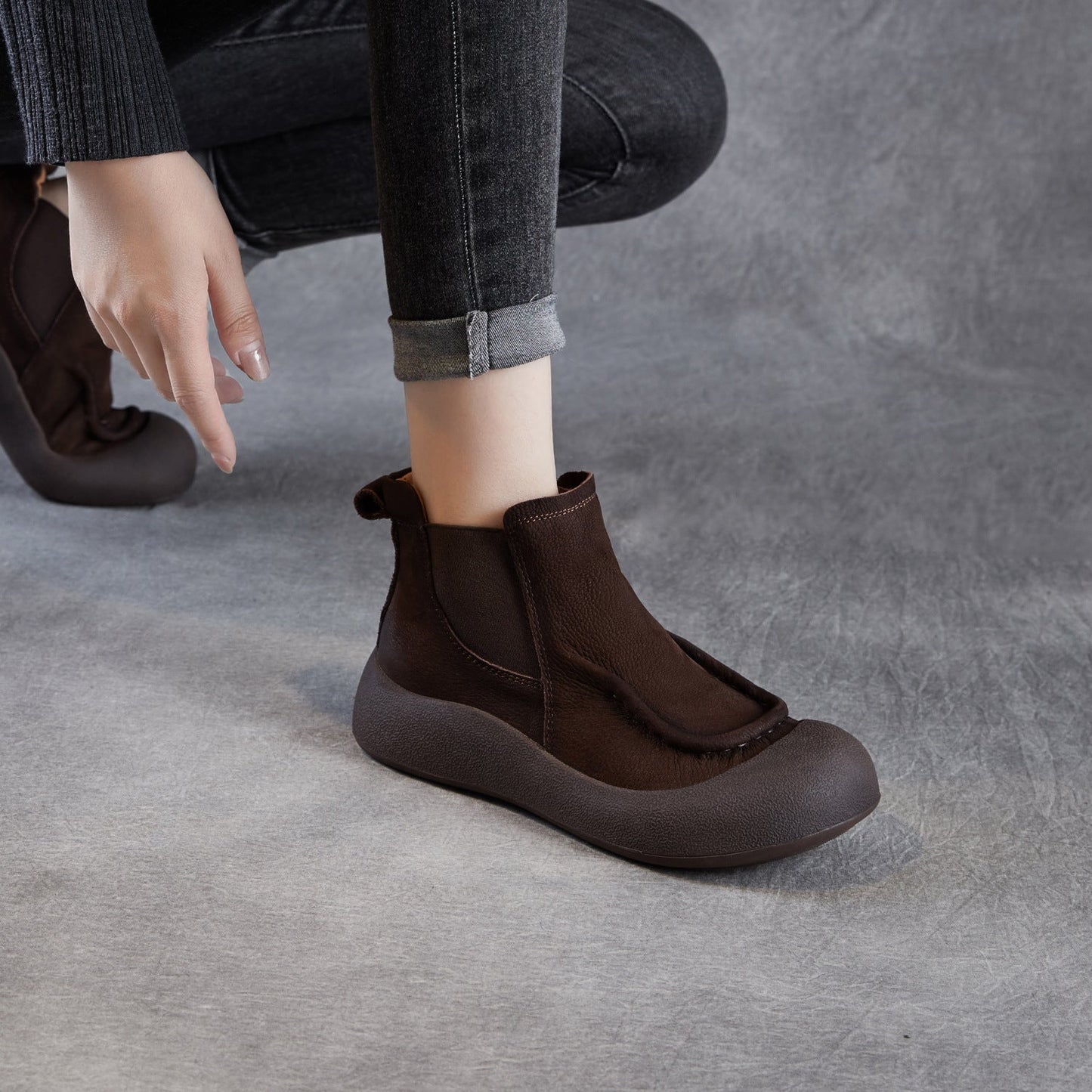 Women's Vintage Plain Leather Slip-on Ankle Boots