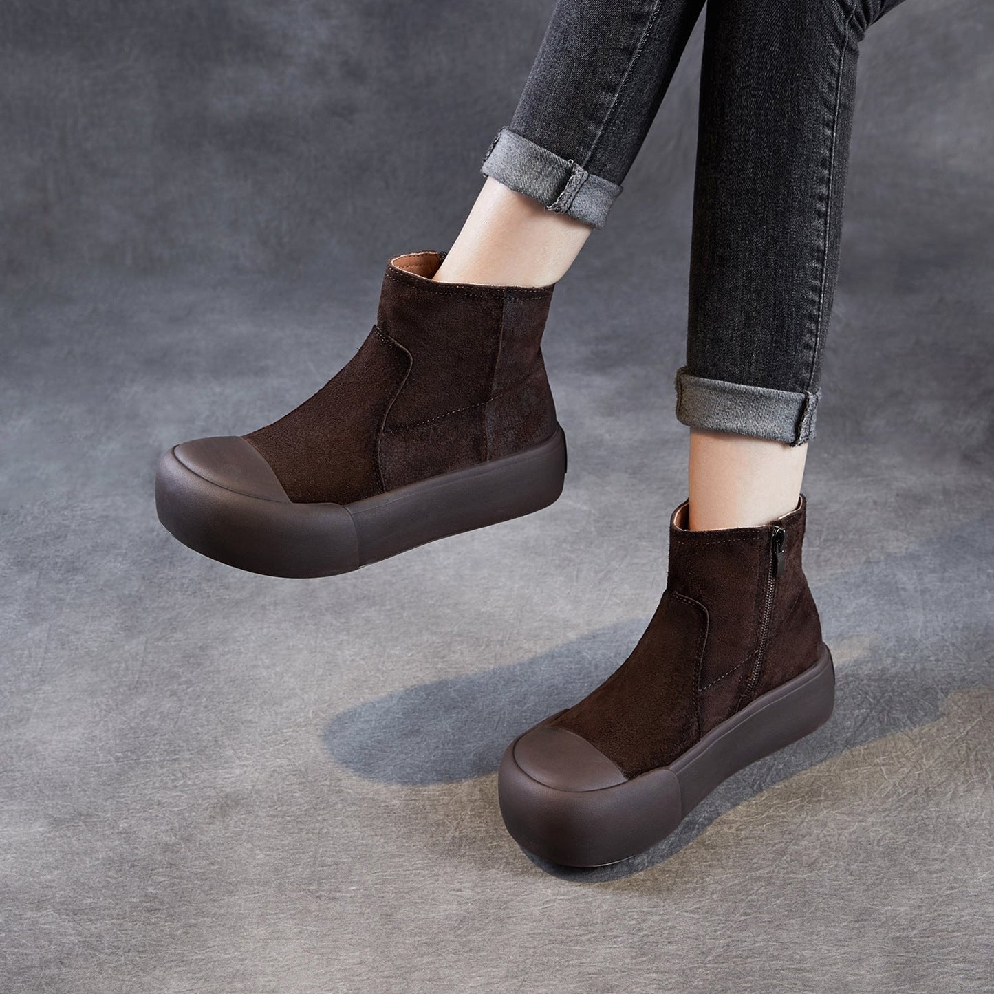 Women's Retro Minimalist Leather Platform Ankle Boots