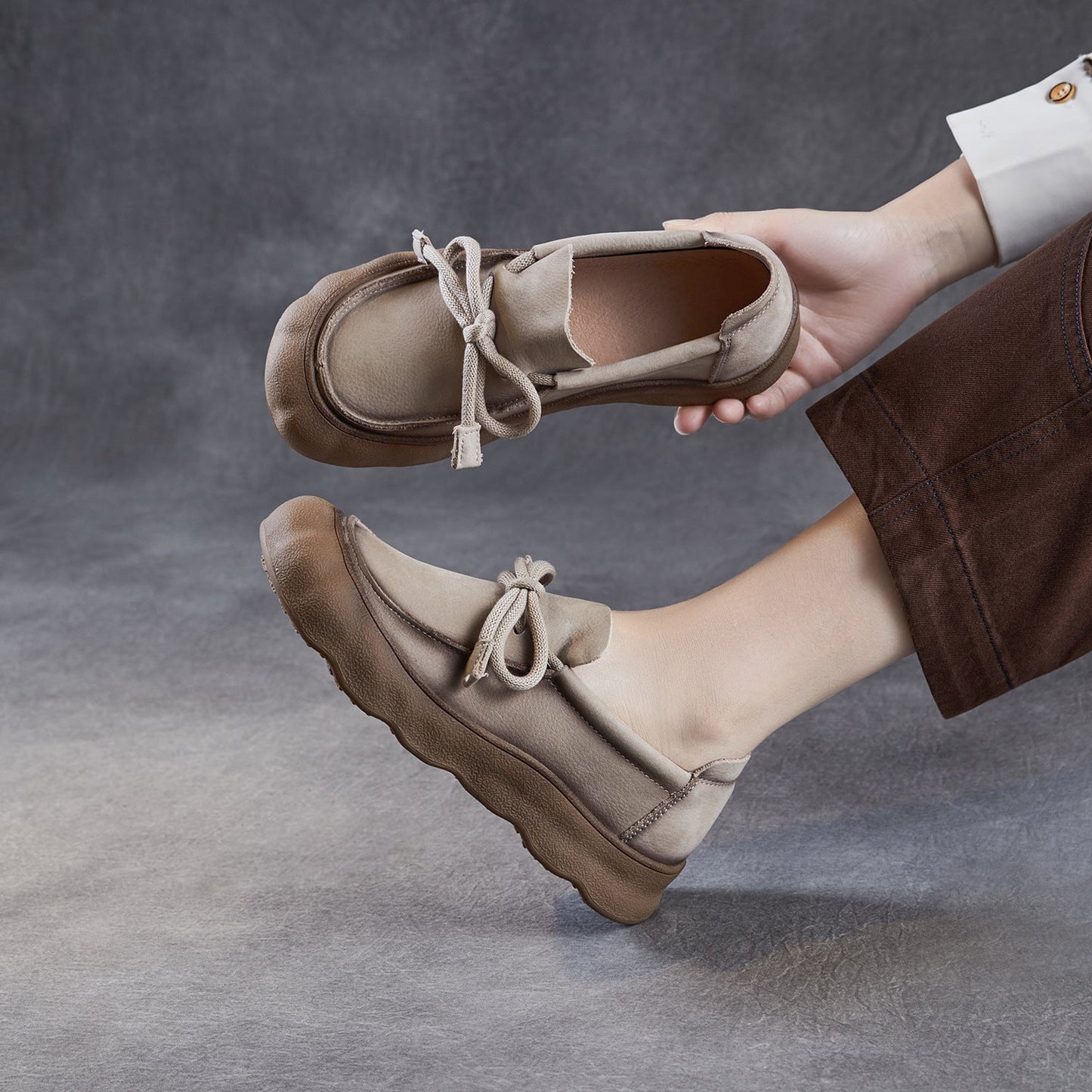 Women's Vintage Leather Lace-up Flat Casual Shoes