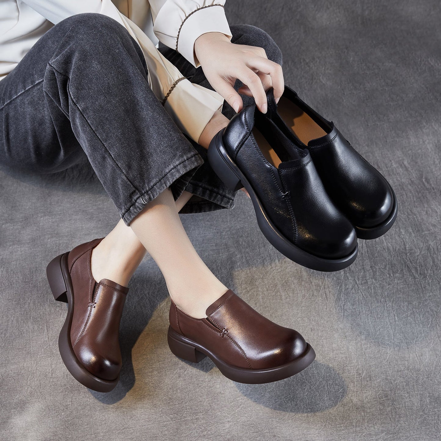 Women's Minimalist Plain Leather Thick Soled Loafers