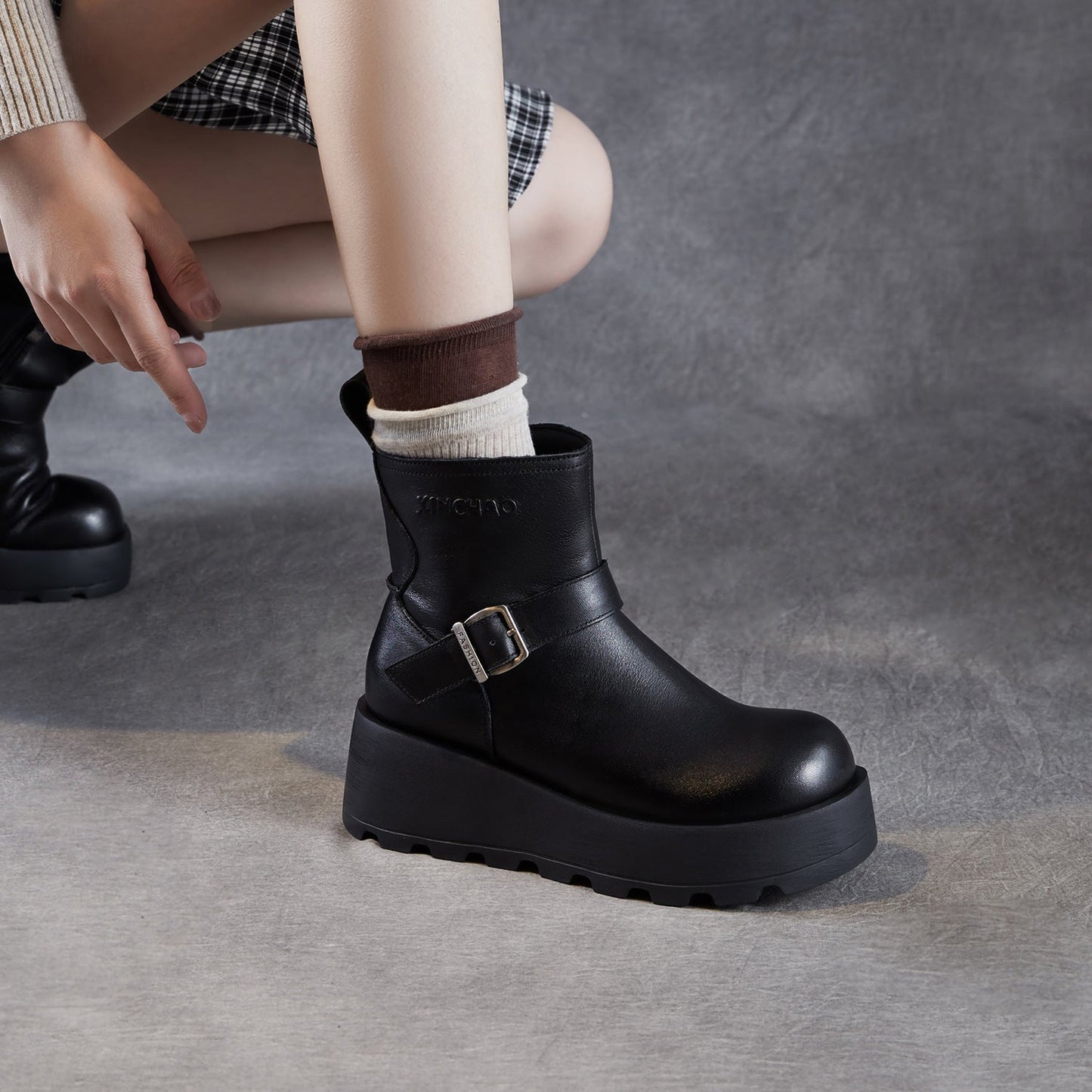 Women's Vintage Plain Leather Chunky Platform Ankle Boots