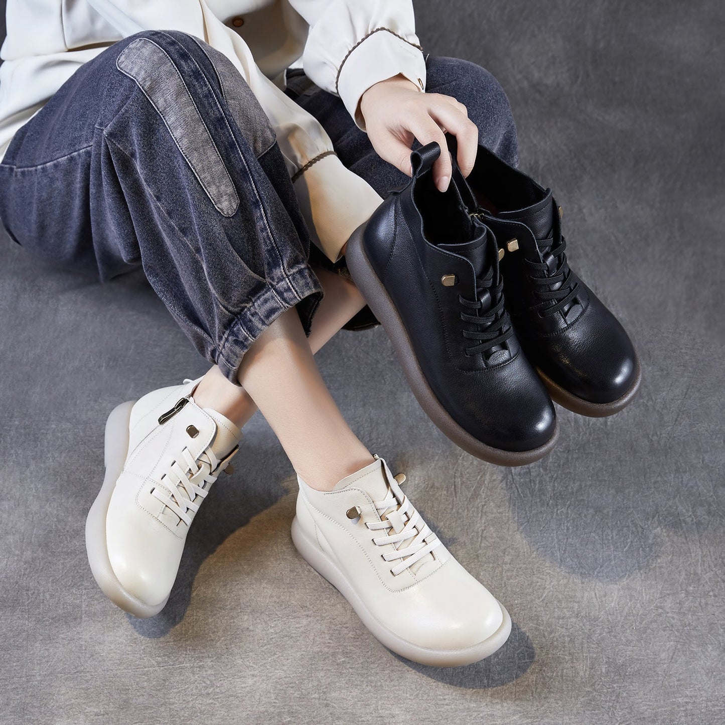 Women's Minimalist Soft Leather Flat Ankle Boots