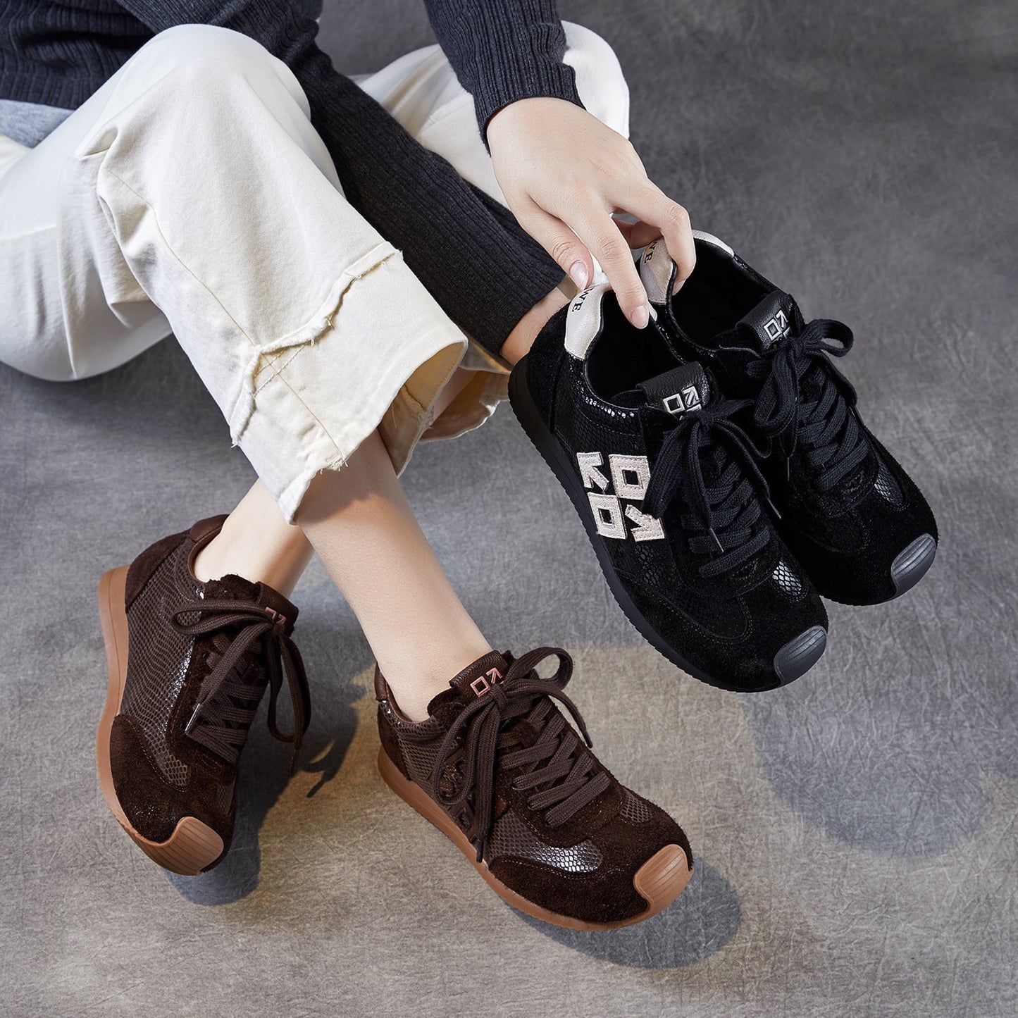 Women's Retro Patchwork Leather Flat Casual Sneakers