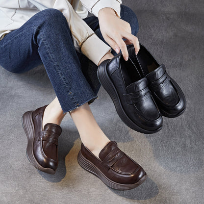 Women's Retro Plain Leather Classic Comfort Loafers