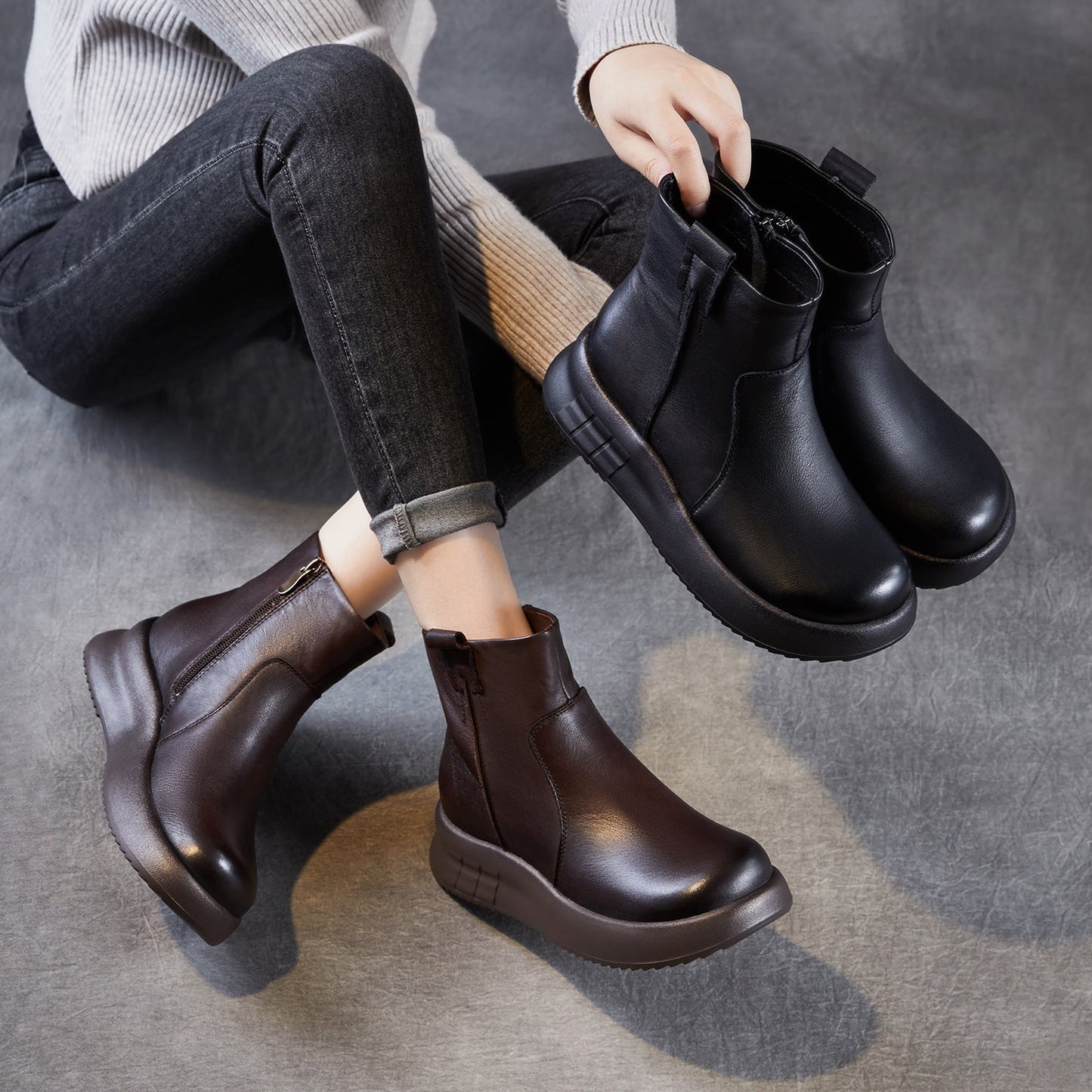 Women's Minimalist Plain Leather Thick Soled Ankle Boots