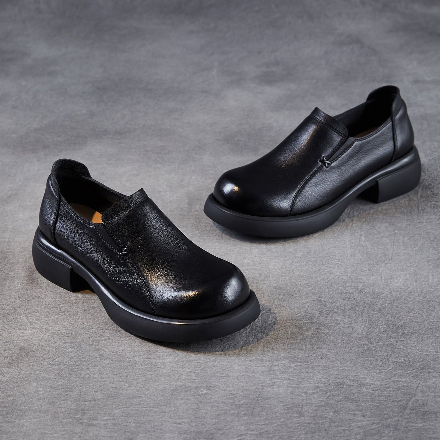 Women's Minimalist Plain Leather Thick Soled Loafers