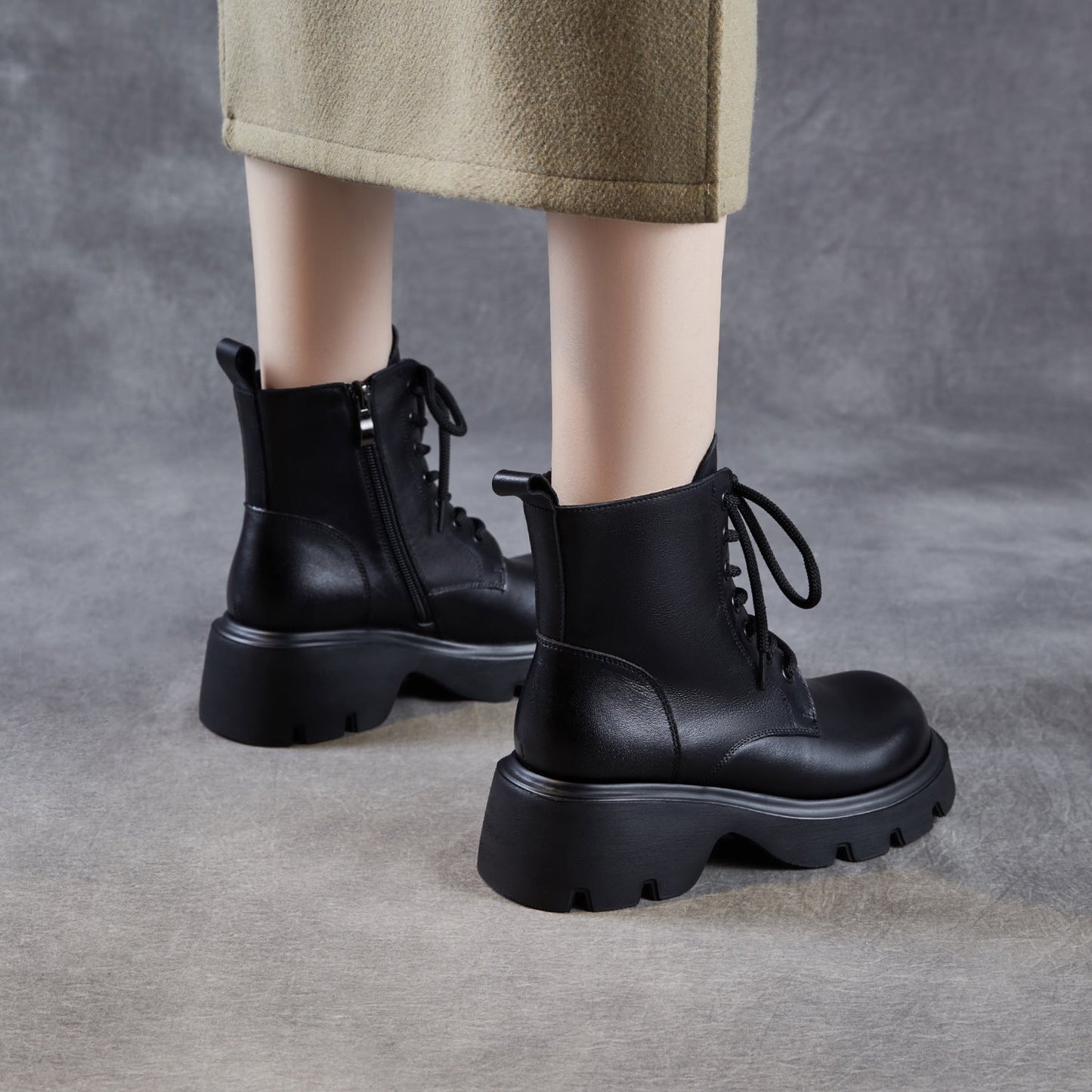 Women's Vintage Classic Leather Platform Boots