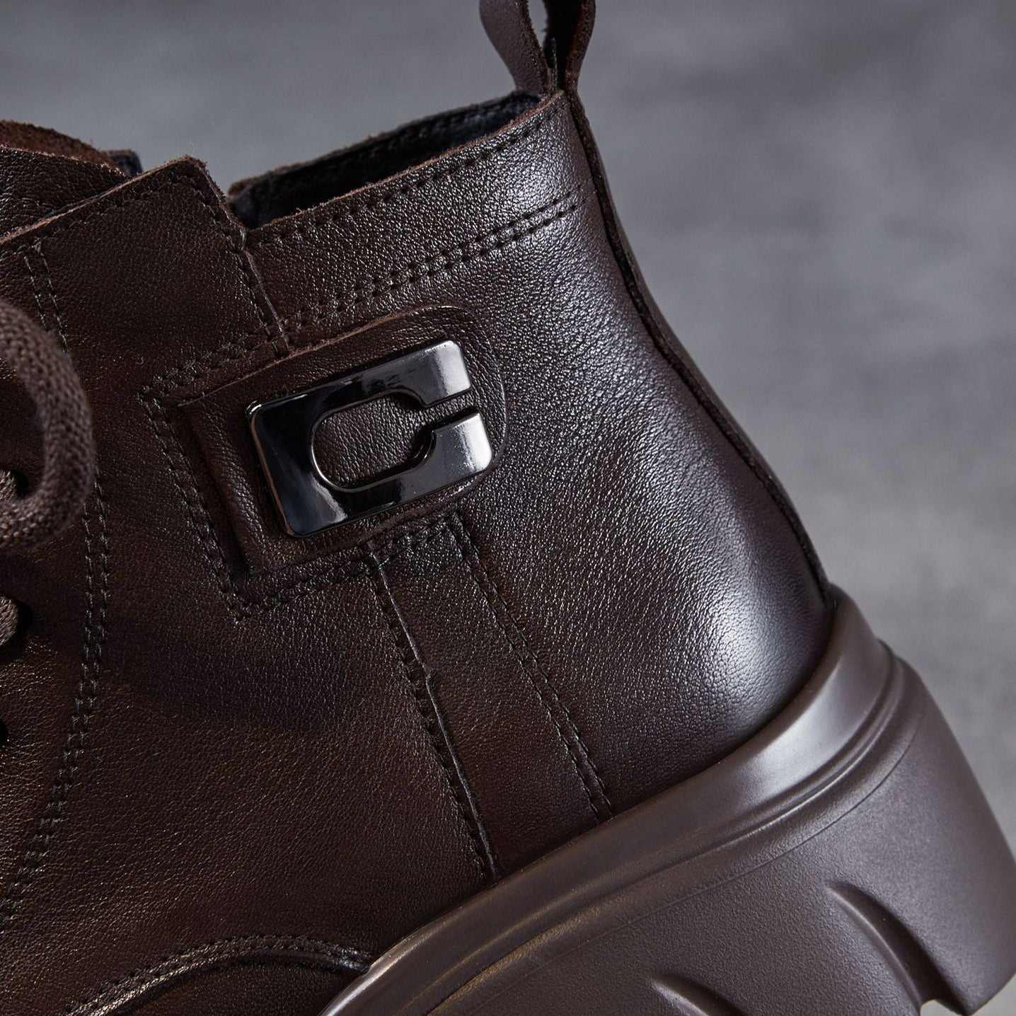 Women's Retro Leather Thick Soled Casual Ankle Boots