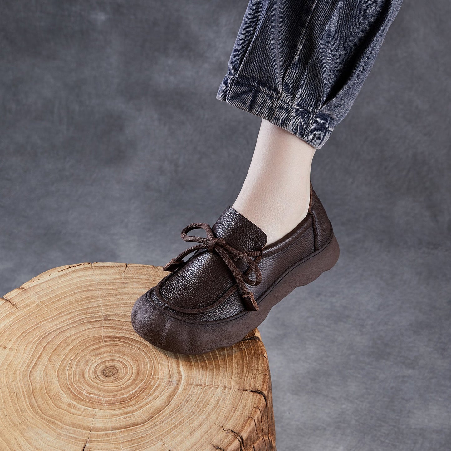 Women's Vintage Soft Leather Lace-Up Casual Shoes