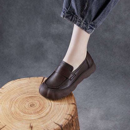 Women's Retro Soft Leather Flat Casual Loafers