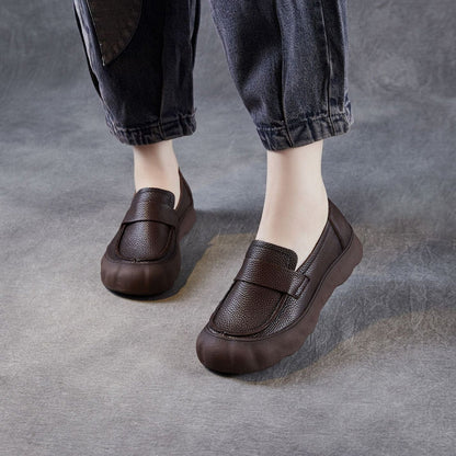Women's Retro Soft Leather Flat Casual Loafers