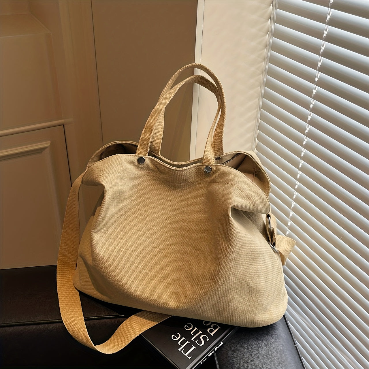 Retro tote bag for women with adjustable shoulder strap