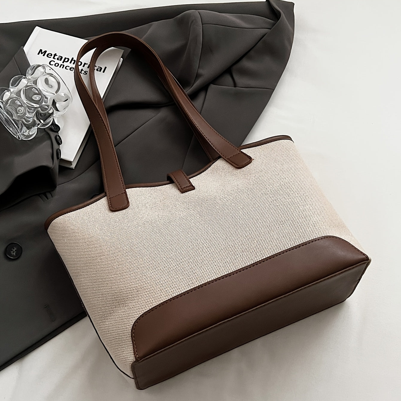 Spacious Women's Tote Bag: Stylish Double Handle Casual Carryall